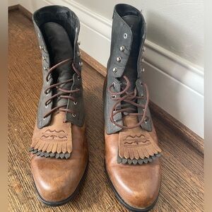 *SOLD* Ariat Heritage Lacer leather boots (Size M9.5/W11)
